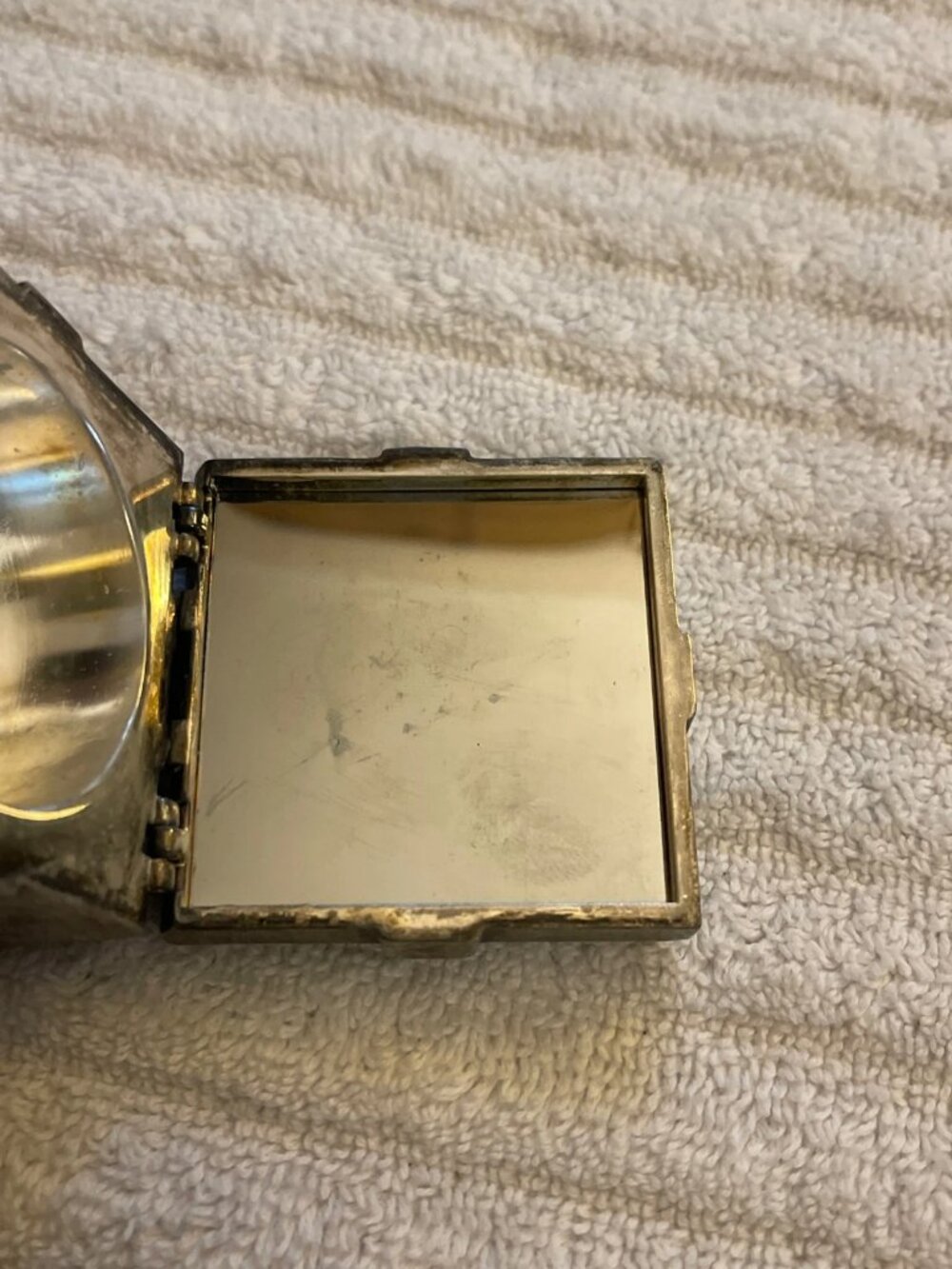 Pottery Barn Silverplated 'Gift with Bow' Box Candle Holder, Trinket Box, Heavy - Picture 3 of 6